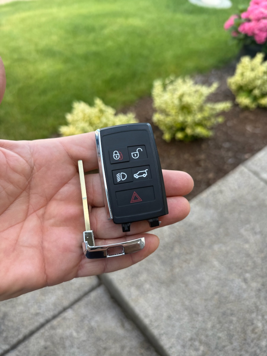 Land Rover smart key with emergency blade.