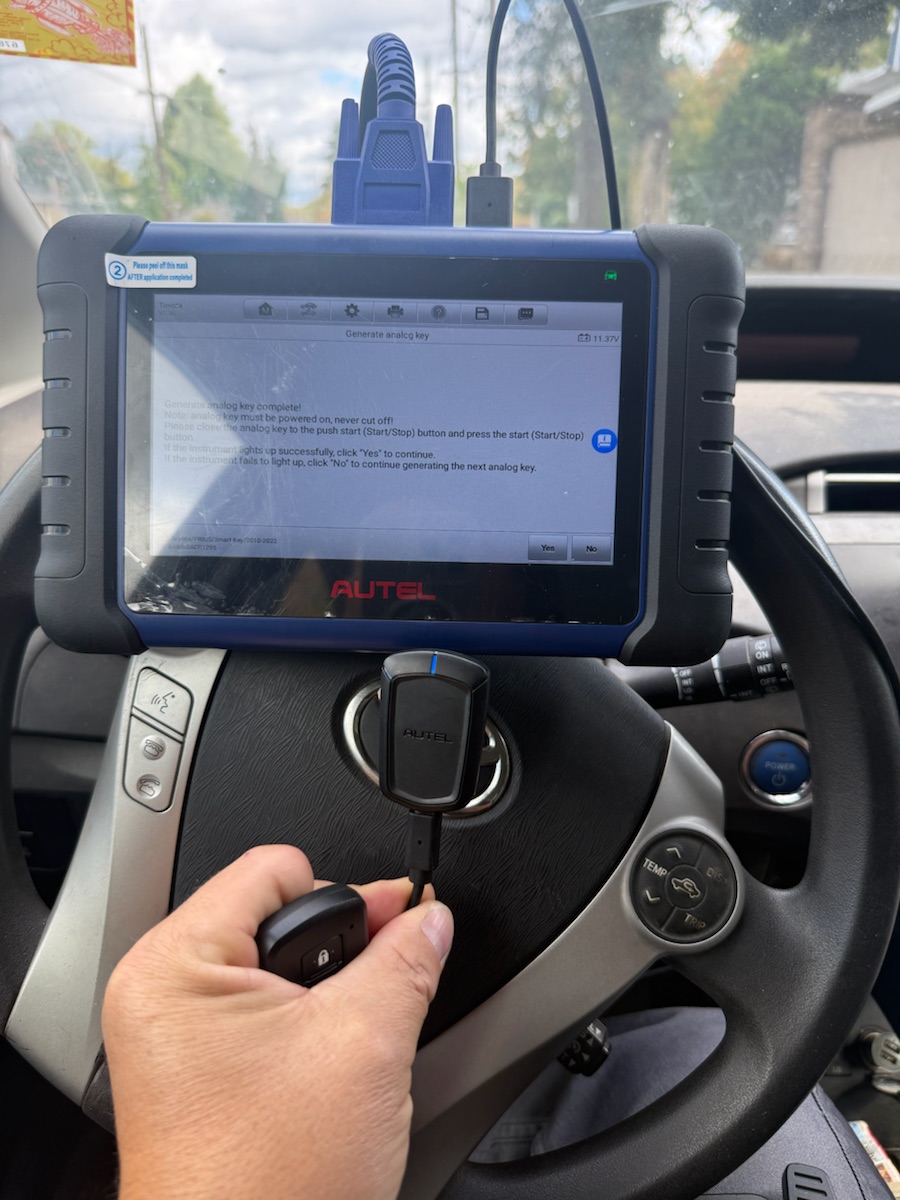 Toyota Prius — smart key registration with the Autel IM508.